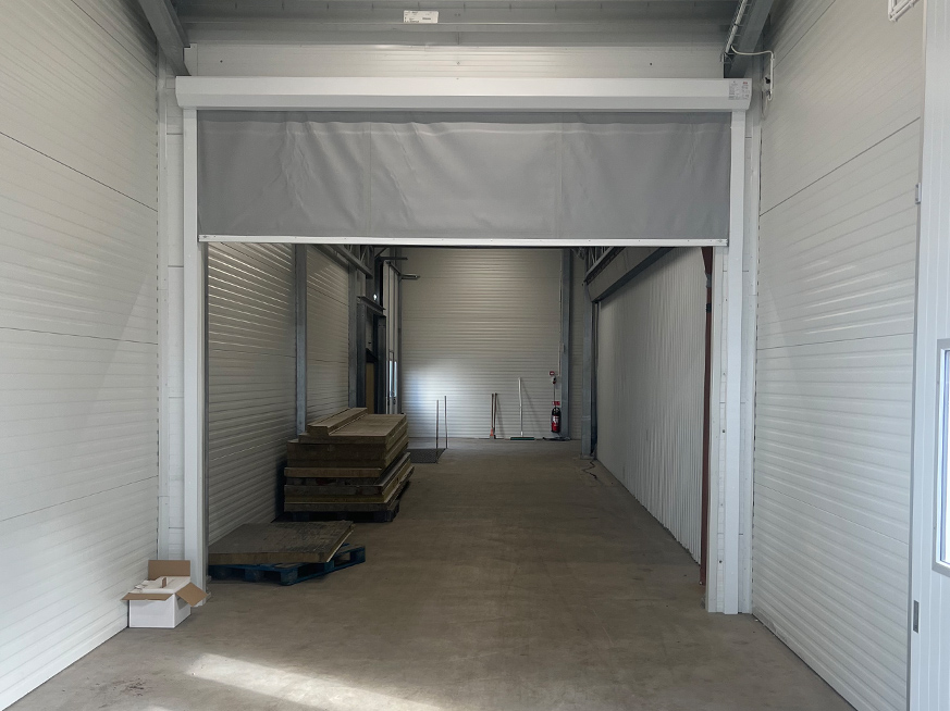 BVS_brandgardiner_lager-logistik brandgardin monterad i en lagerlokal